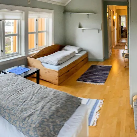 Lovely In With House Sea View בית נופש Risør